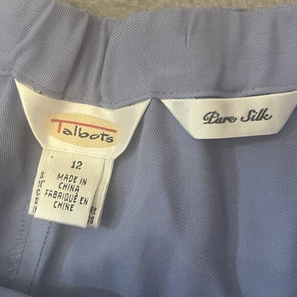 Talbots Women's Shorts Size 12 100% Silk High Rise Waist Lavender Preppy Pleated - Picture 3 of 7